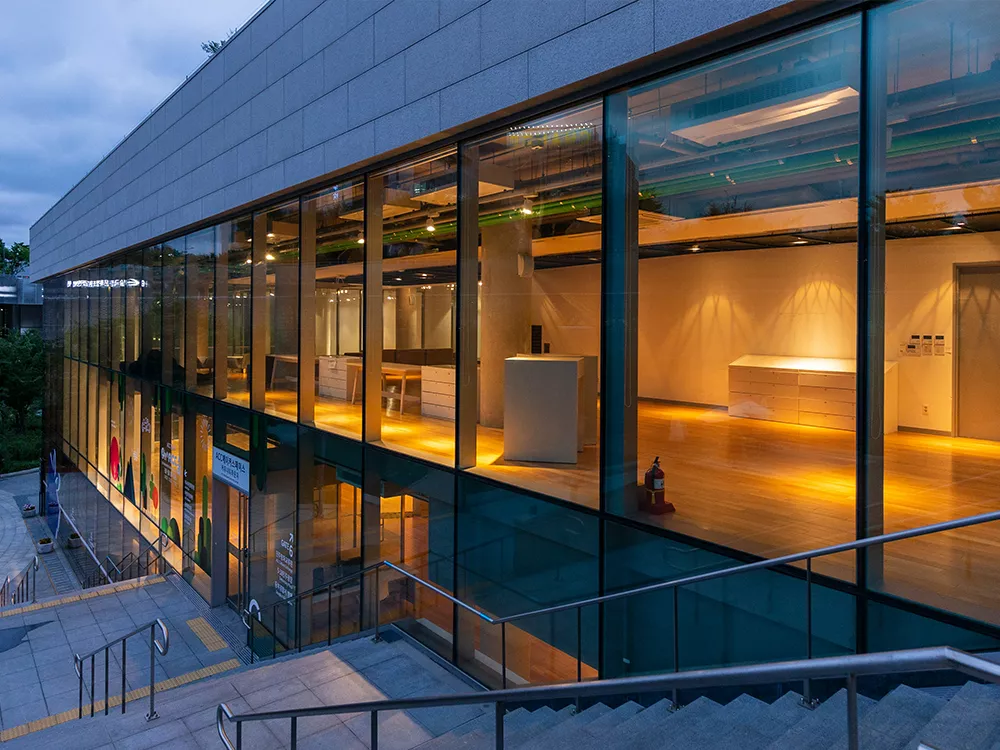 commercial space 69ba64814b794